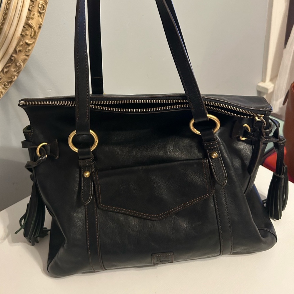 Dooney Florentine black shoulder bag